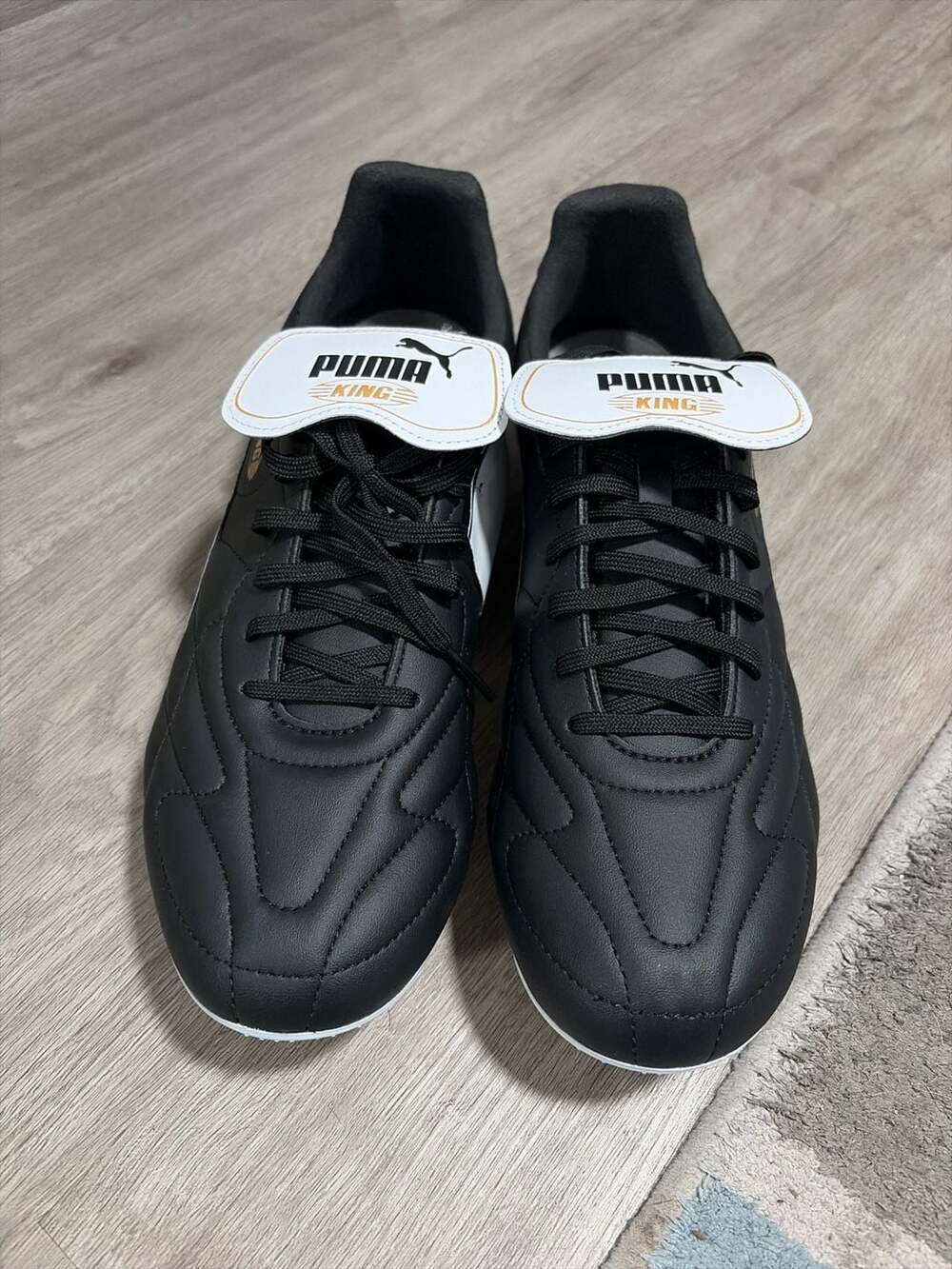 Puma King Top FG Soccer Cleats Black White